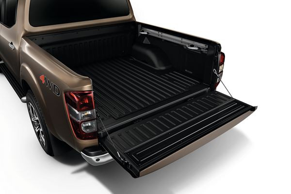 Le pick-up d’une tonne Renault Alaskan intègre une face avant imposante