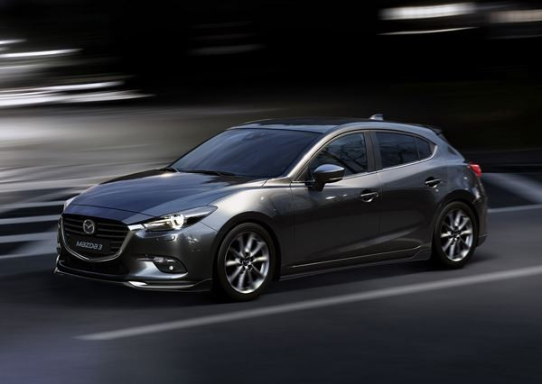 La Mazda 3 2017 restylée reçoit de nouveaux équipements