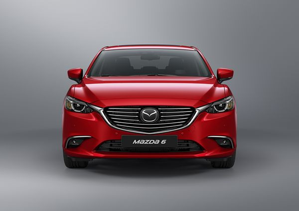 La Mazda 6 2017 restylée embarque de nouveaux équipements