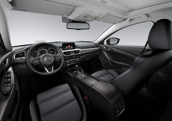 La Mazda 6 2017 restylée embarque de nouveaux équipements