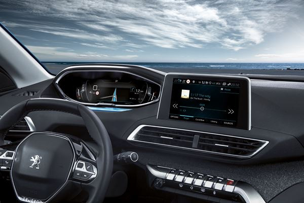 Le Peugeot 5008 se transforme en grand SUV sept places du segment C