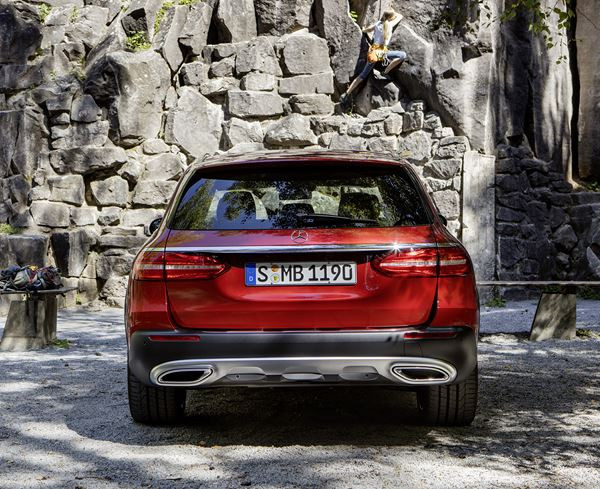 La Mercedes Classe E se décline en version break All-Terrain