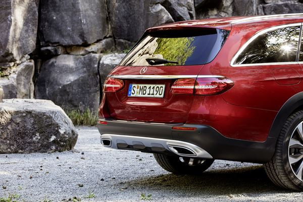 La Mercedes Classe E se décline en version break All-Terrain