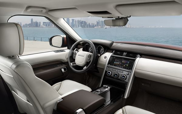 Le Land Rover Discovery adopte un design extérieur radicalement différent