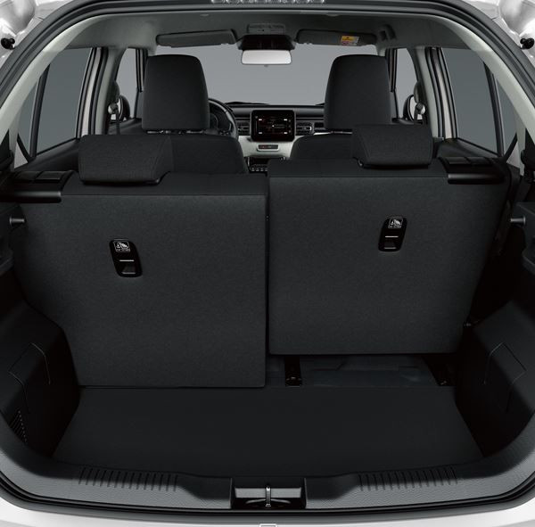 Le petit crossover Suzuki Ignis mélange les courbes et les lignes droites