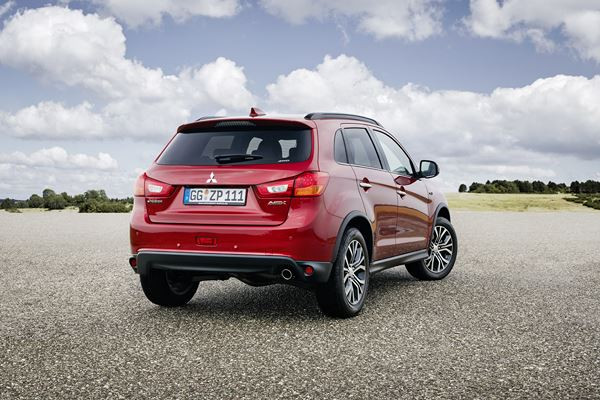 Le SUV compact Mitsubishi ASX s'offre une nouvelle face avant « Dynamic Shield »