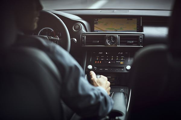 La Lexus IS s'offre des évolutions de style