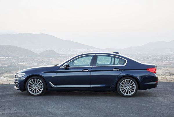 La nouvelle BMW Série 5 fait le plein de systèmes d’aide à la conduite