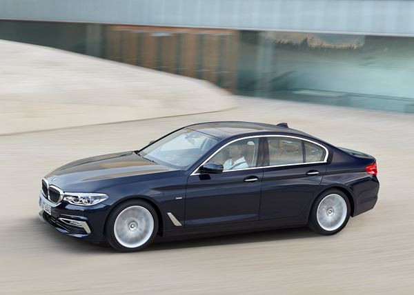 La nouvelle BMW Série 5 fait le plein de systèmes d’aide à la conduite