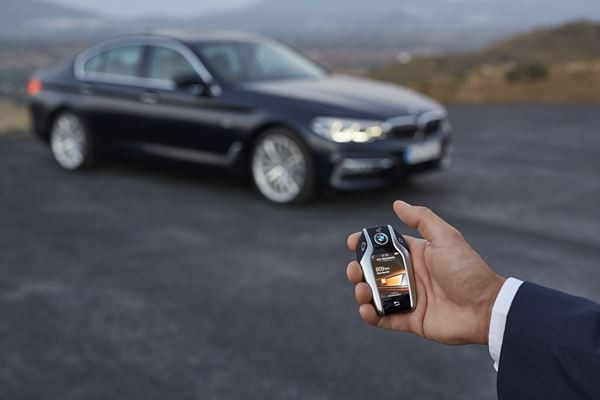 La nouvelle BMW Série 5 fait le plein de systèmes d’aide à la conduite