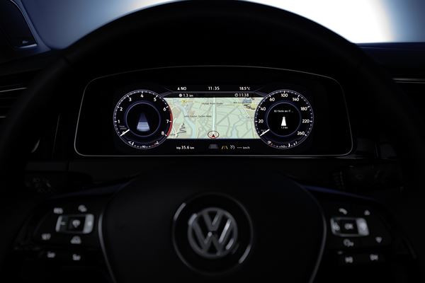 La Volkswagen Golf embarque des systèmes d’aide à la conduite sophistiqués