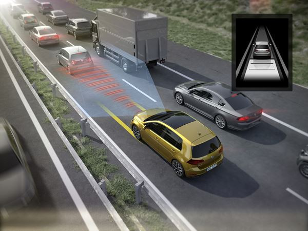 La Volkswagen Golf embarque des systèmes d’aide à la conduite sophistiqués