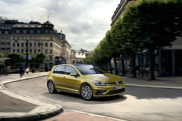 La Volkswagen Golf embarque des systèmes d’aide à la conduite sophistiqués