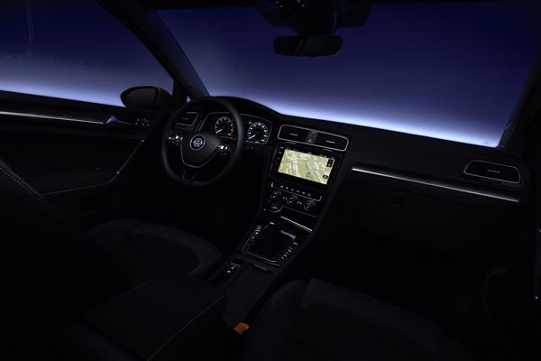 La Volkswagen Golf SW embarque des systèmes d’aide à la conduite sophistiqués