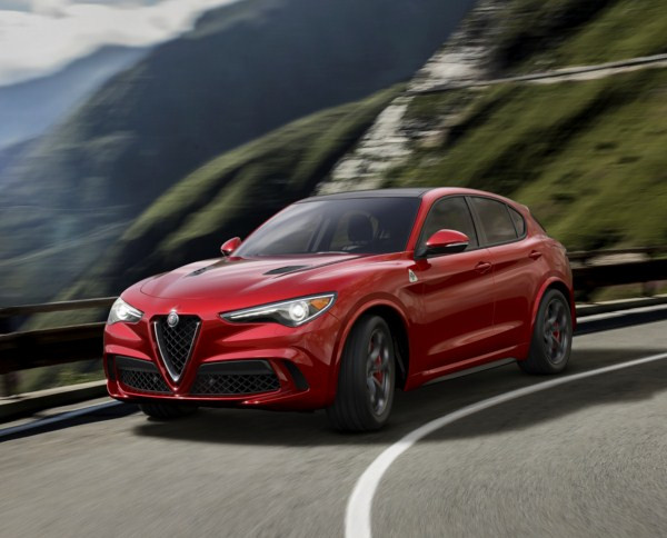 Le SUV Alfa Romeo Stelvio revendique un caractère sportif