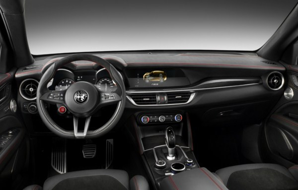 Le SUV Alfa Romeo Stelvio revendique un caractère sportif