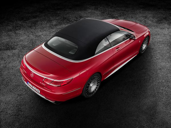 La Mercedes-Maybach S 650 Cabriolet incarne le luxe moderne open air