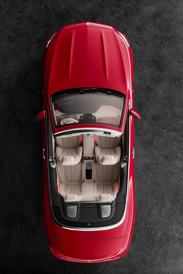 La Mercedes-Maybach S 650 Cabriolet incarne le luxe moderne open air