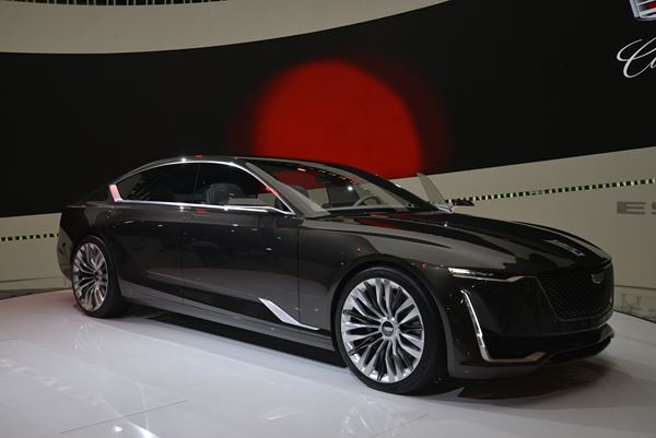 Dans les allées du salon automobile international 2016 de Los Angeles