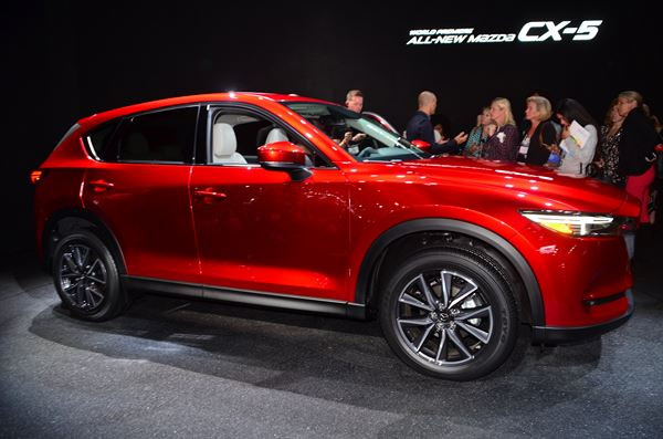 Dans les allées du salon automobile international 2016 de Los Angeles