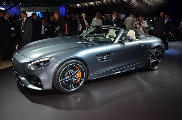 Dans les allées du salon automobile international 2016 de Los Angeles