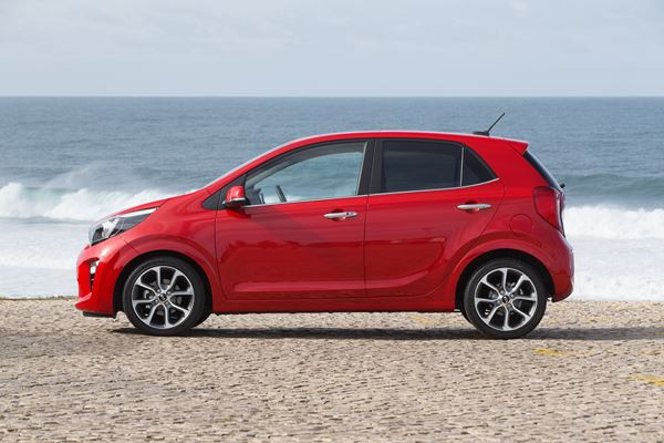 La troisième génération de la mini-citadine Kia Picanto affiche un caractère plus affirmé