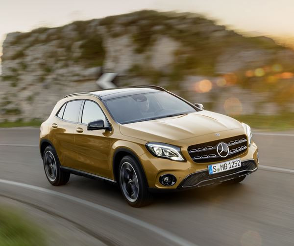 Le Mercedes-Benz GLA s'offre quelques retouches visuelles ciblées
