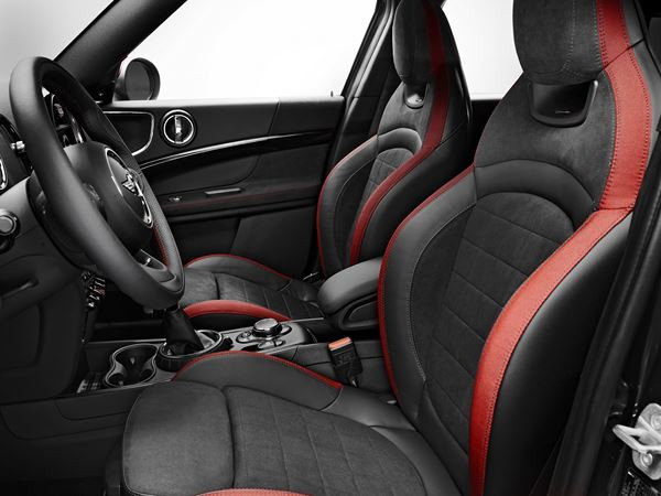 Le Mini Countryman se décline en version John Cooper Works