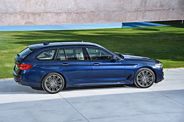 La BMW Série 5 Touring fait le plein de systèmes d’aide à la conduite