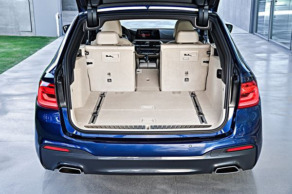 La BMW Série 5 Touring fait le plein de systèmes d’aide à la conduite
