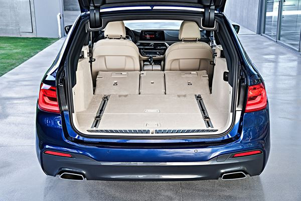 La BMW Série 5 Touring fait le plein de systèmes d’aide à la conduite