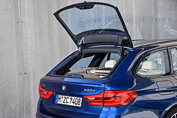 La BMW Série 5 Touring fait le plein de systèmes d’aide à la conduite