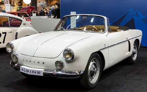 L'édition 2017 du salon Rétromobile ouvre ses portes