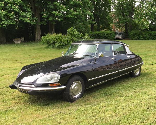 L'édition 2017 du salon Rétromobile ouvre ses portes