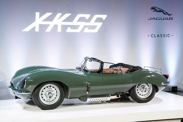 L'édition 2017 du salon Rétromobile ouvre ses portes