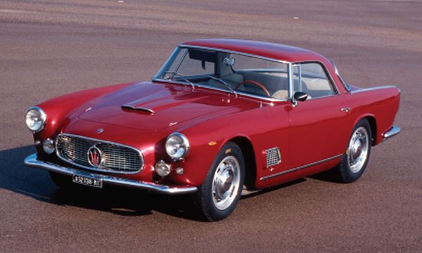 L'édition 2017 du salon Rétromobile ouvre ses portes