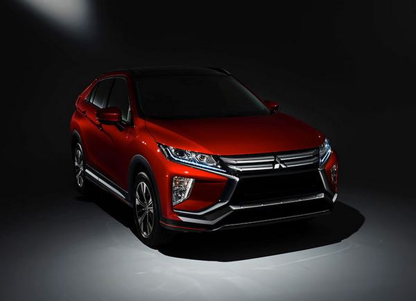 Le SUV compact Mitsubishi Eclipse Cross arbore un profil de coupé