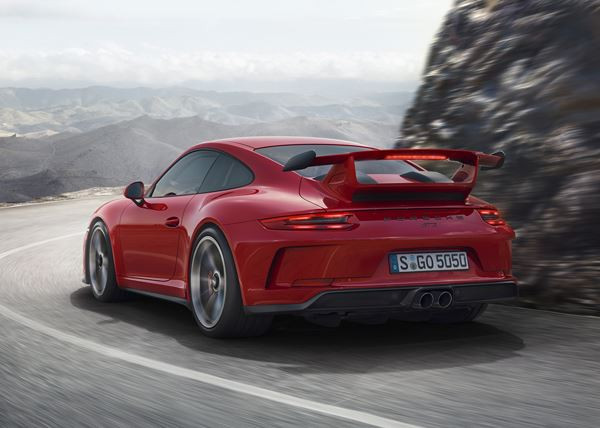 La Porsche 911 GT3 embarque un moteur atmosphérique de 500 ch