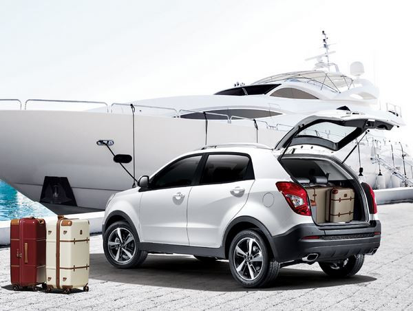 Le Ssangyong Korando s'offre un design très légèrement revu