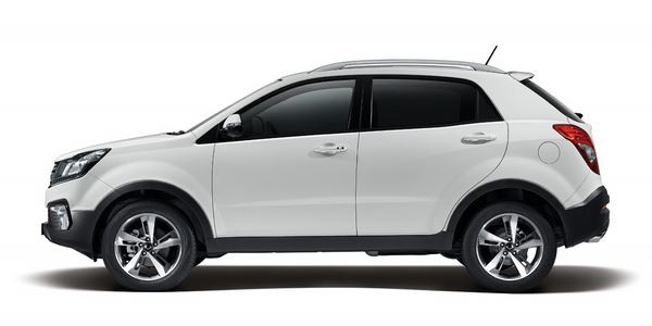 Le Ssangyong Korando s'offre un design très légèrement revu