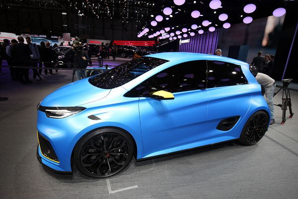 Dans les allées de la 87ème édition du salon de l'automobile de Genève