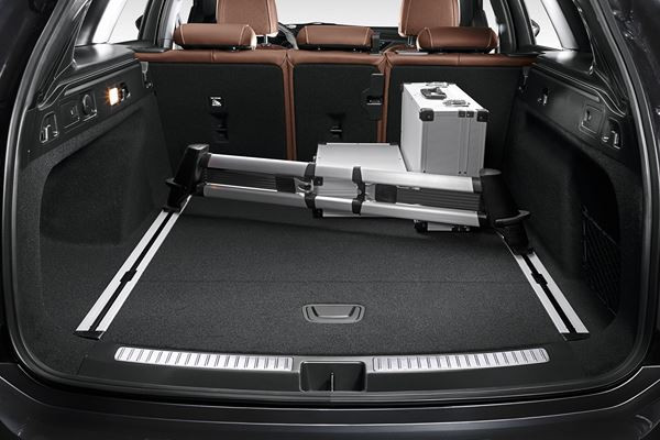 L'Opel Insignia Country Tourer adopte une tenue de baroudeuse