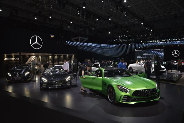 L'édition 2017 du salon de l’automobile de New York ouvre ses portes au public