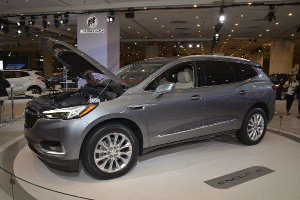 L'édition 2017 du salon de l’automobile de New York ouvre ses portes au public