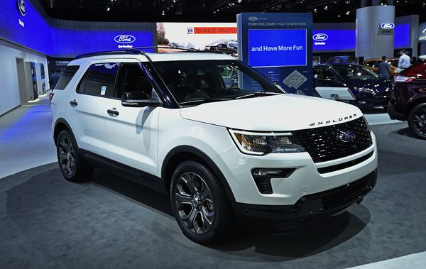 L'édition 2017 du salon de l’automobile de New York ouvre ses portes au public