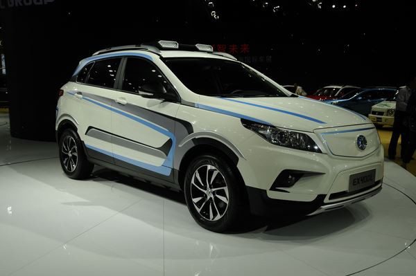 Le 17ème salon automobile de Shanghai ouvre ses portes au public