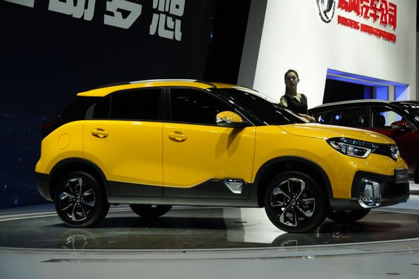 Le 17ème salon automobile de Shanghai ouvre ses portes au public