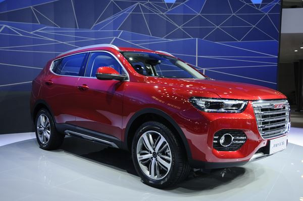 Le 17ème salon automobile de Shanghai ouvre ses portes au public