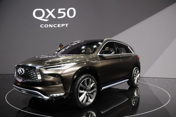 Le 17ème salon automobile de Shanghai ouvre ses portes au public