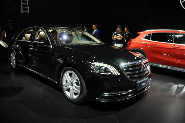 Le 17ème salon automobile de Shanghai ouvre ses portes au public